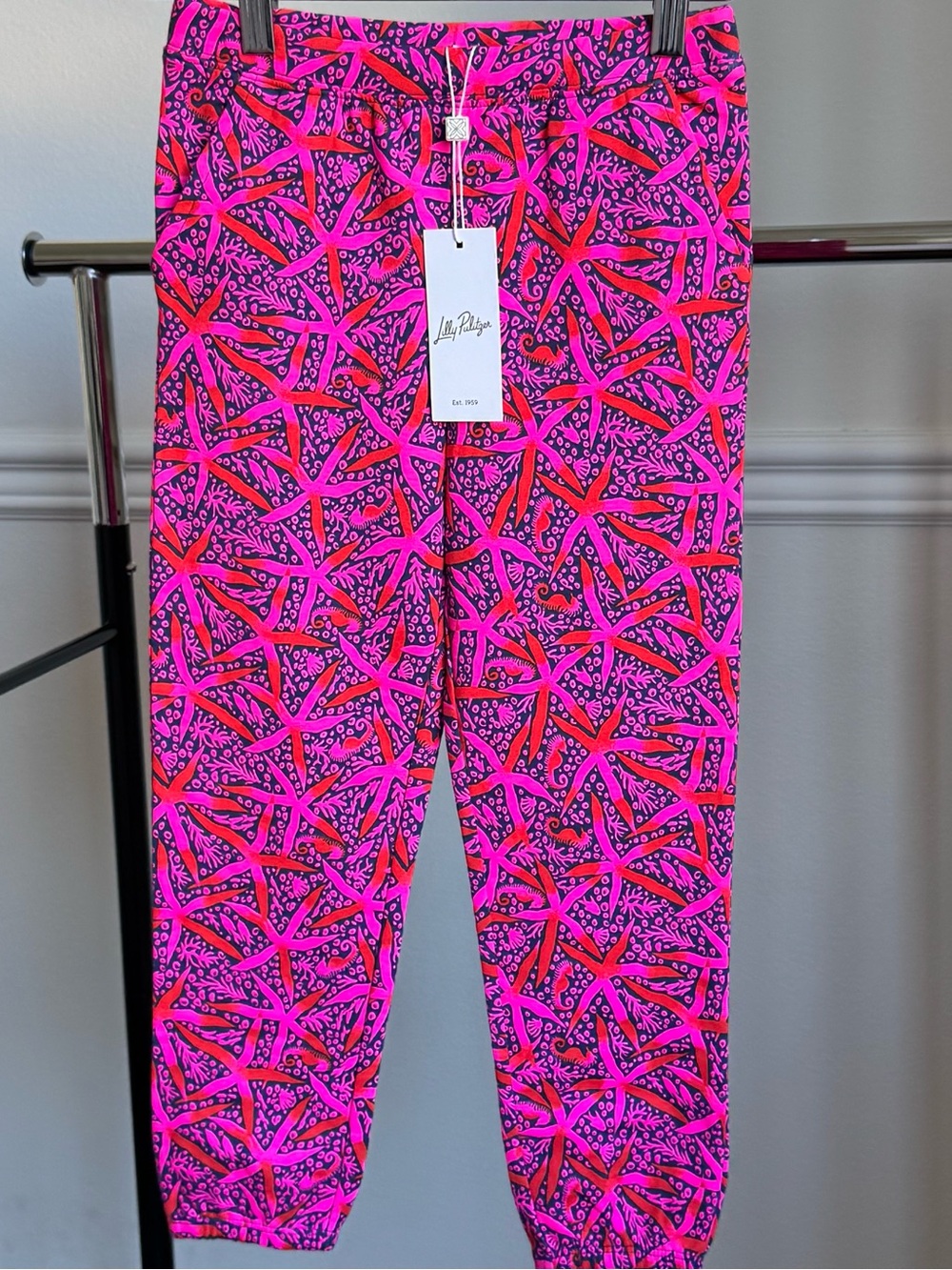 Lilly Pulitzer Mini Mallie Terry Pant in Passion Fruit Pink Star Searching M NEW